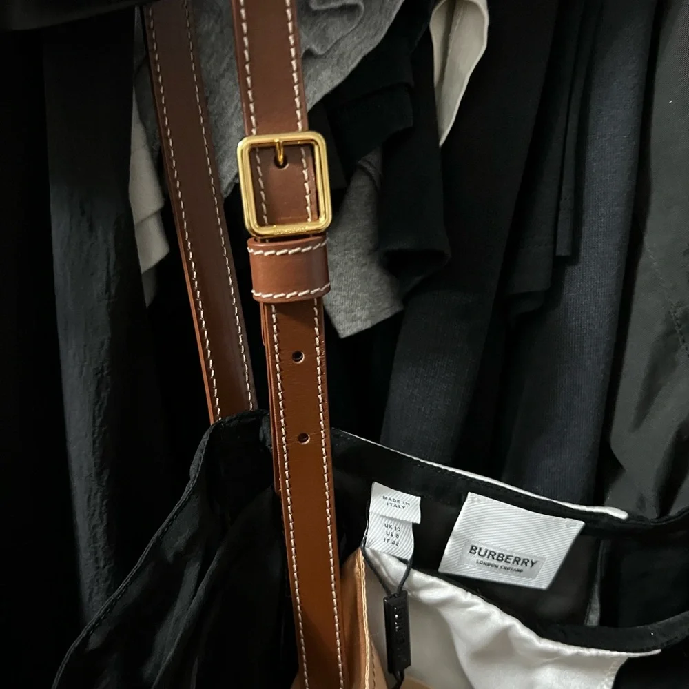 BURBERRY SILK TOP - Picture 4 of 14